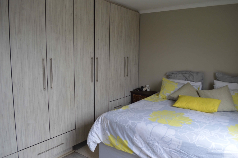4 Bedroom Property for Sale in Aloevale Eastern Cape